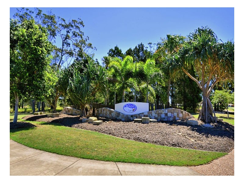 32 Sirenia Drive, Burrum Heads QLD 4659