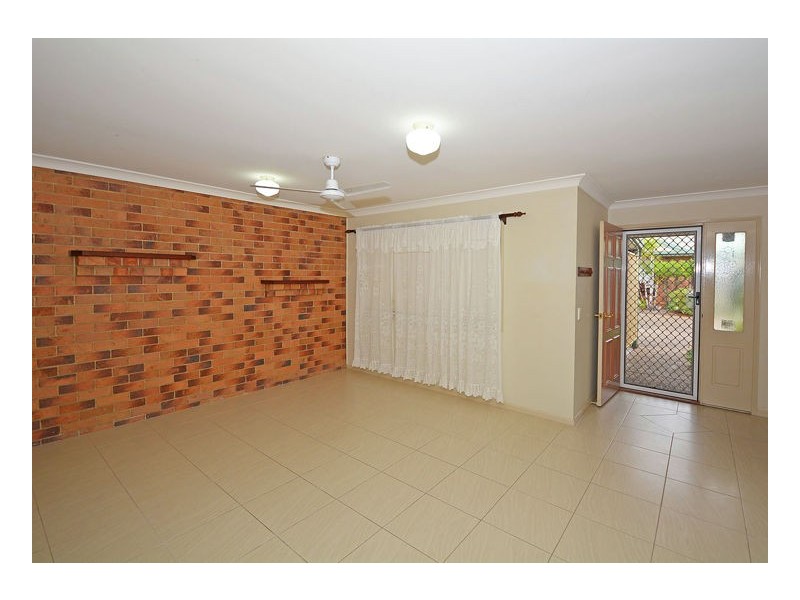 1/14 Beach Road, Pialba QLD 4655