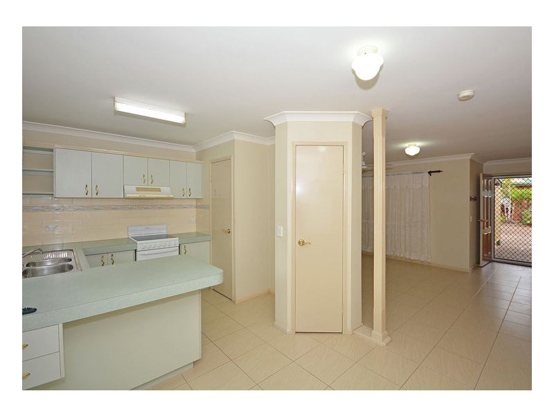 1/14 Beach Road, Pialba QLD 4655