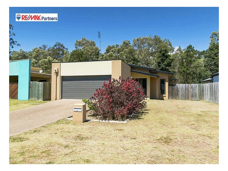 19 Oyster Ct, Toogoom QLD 4655