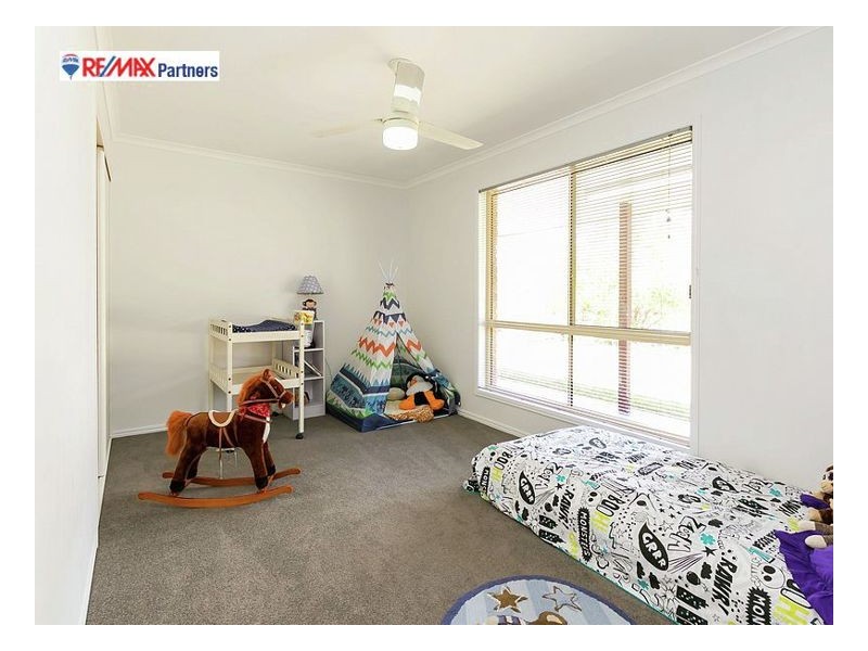 10 Oakes Drive, Burrum Heads QLD 4659