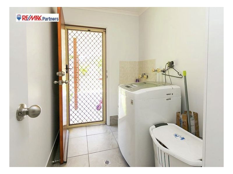 10 Oakes Drive, Burrum Heads QLD 4659