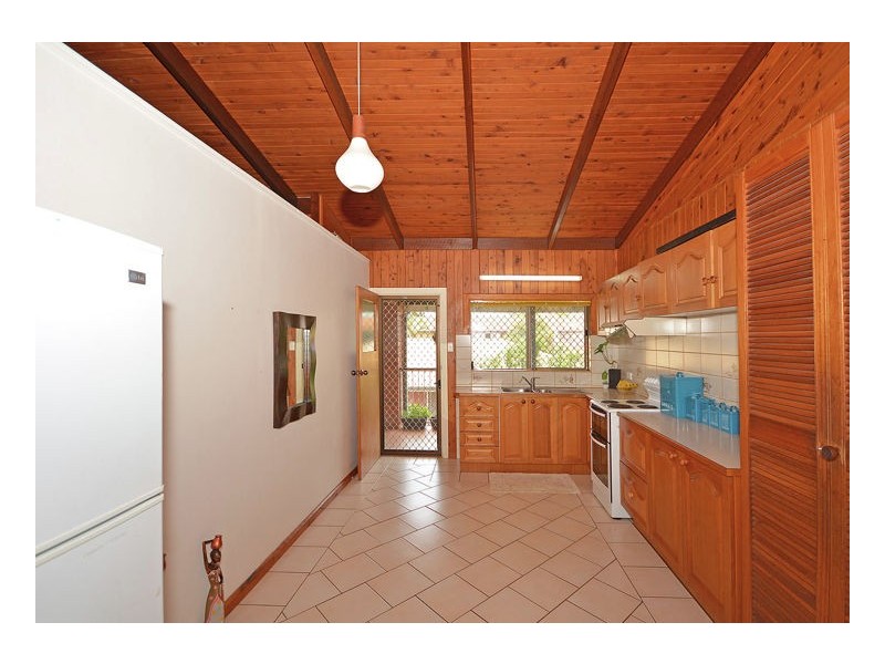 28 Zephyr Street, Scarness QLD 4655