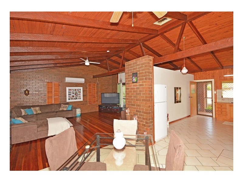 28 Zephyr Street, Scarness QLD 4655