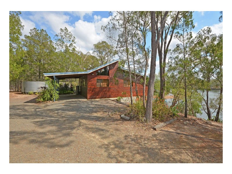 17 Jacqueline Drive, Pacific Haven QLD 4659