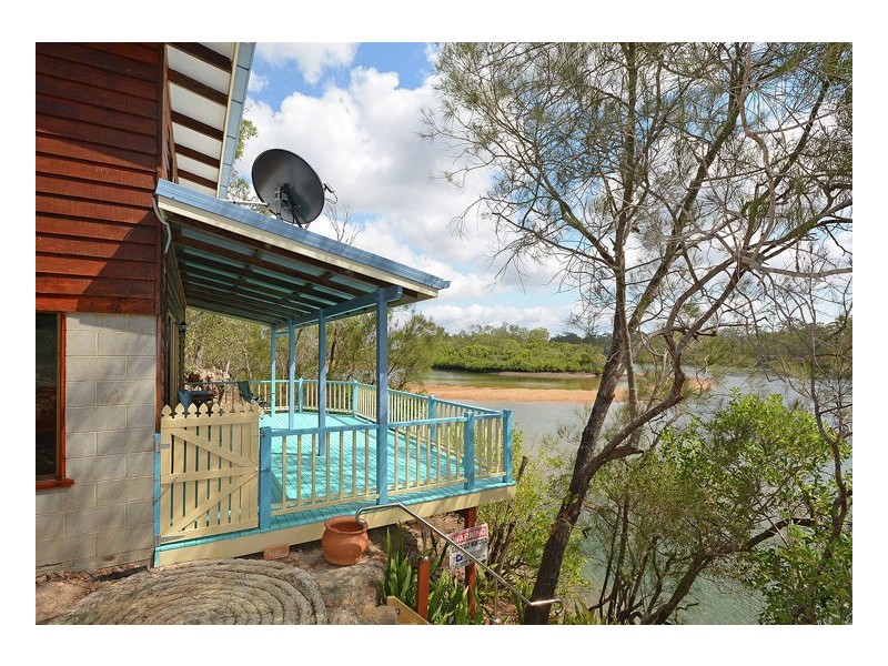 17 Jacqueline Drive, Pacific Haven QLD 4659