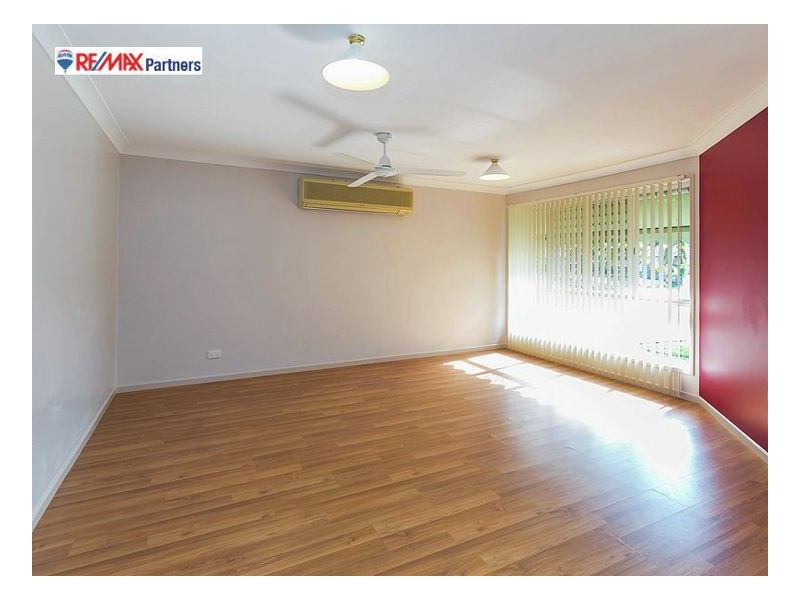 17 Whimbrel Grove, Eli Waters QLD 4655