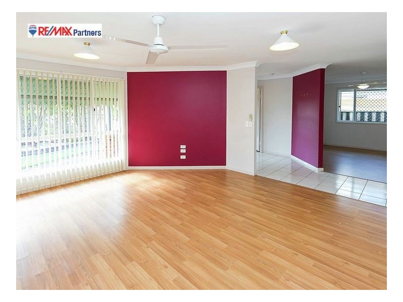 17 Whimbrel Grove, Eli Waters QLD 4655