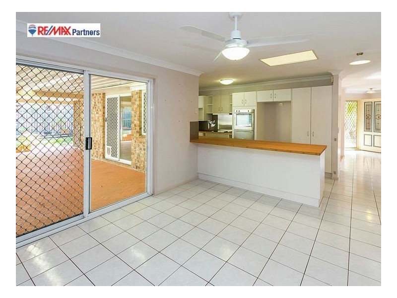 17 Whimbrel Grove, Eli Waters QLD 4655