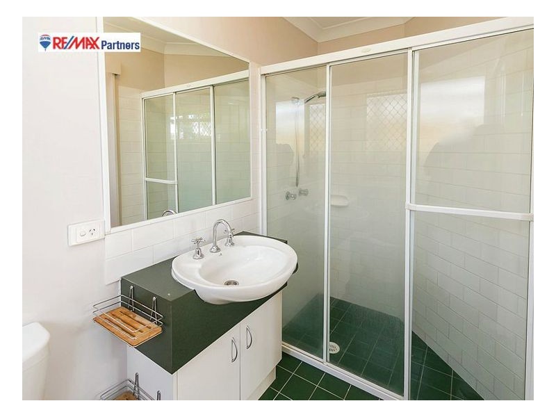 17 Whimbrel Grove, Eli Waters QLD 4655