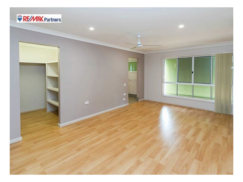 17 Whimbrel Grove, Eli Waters QLD 4655