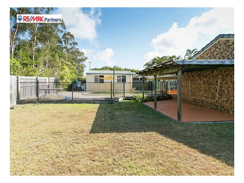 17 Whimbrel Grove, Eli Waters QLD 4655