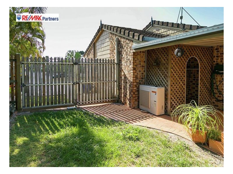 17 Whimbrel Grove, Eli Waters QLD 4655