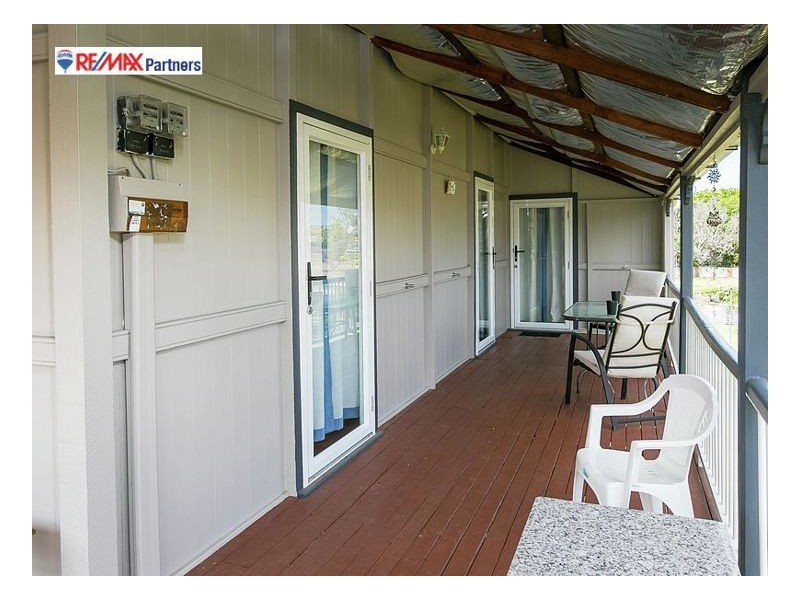 8-10 Whitley St, Howard QLD 4659