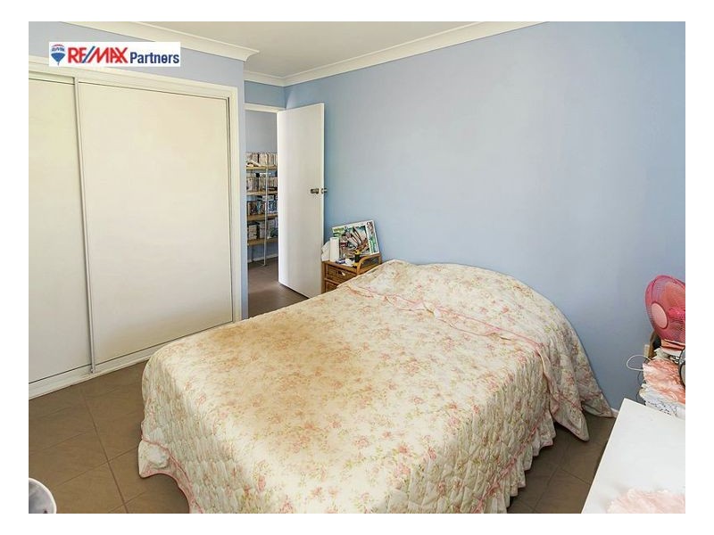 8-10 Whitley St, Howard QLD 4659