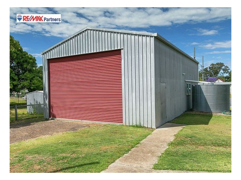 8-10 Whitley St, Howard QLD 4659