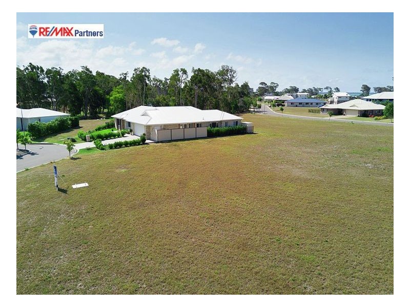 7 Fulmar Ct, Burrum Heads QLD 4659