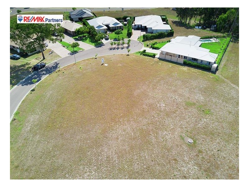 7 Fulmar Ct, Burrum Heads QLD 4659