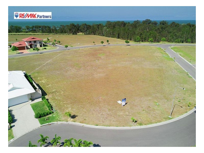 7 Fulmar Ct, Burrum Heads QLD 4659