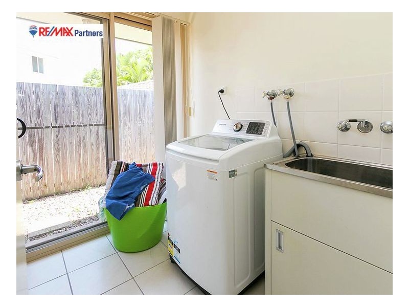 2/36A Tavistock Street, Torquay QLD 4655