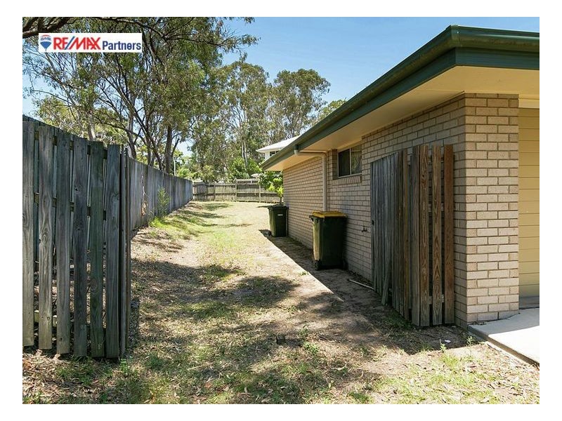 2/36A Tavistock Street, Torquay QLD 4655