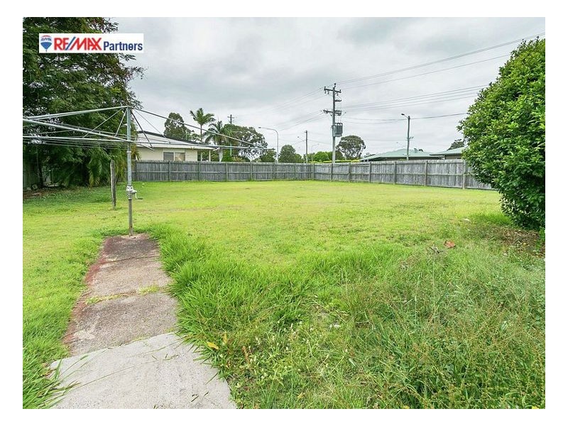 2 John Street, Scarness QLD 4655