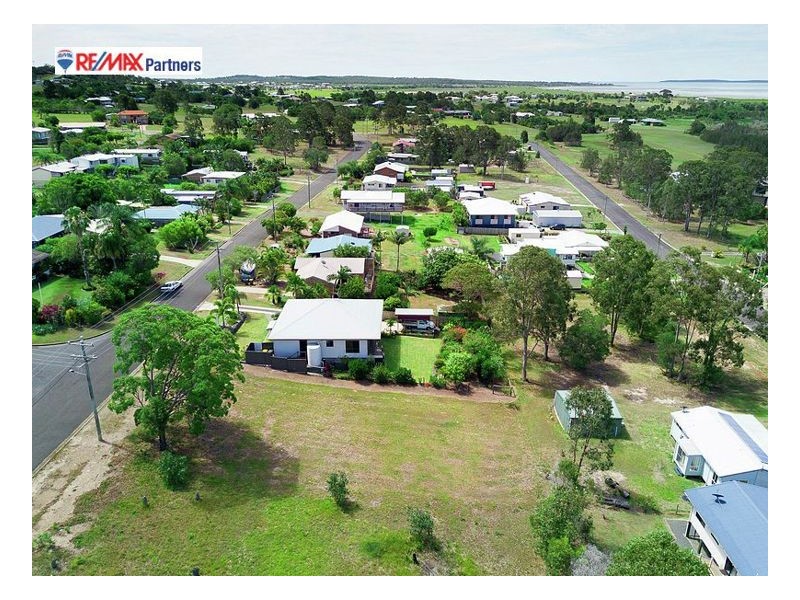 32 Petrel Ave, River Heads QLD 4655