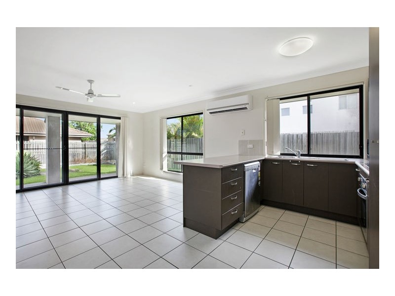 28 Magellan Cir, Urraween QLD 4655