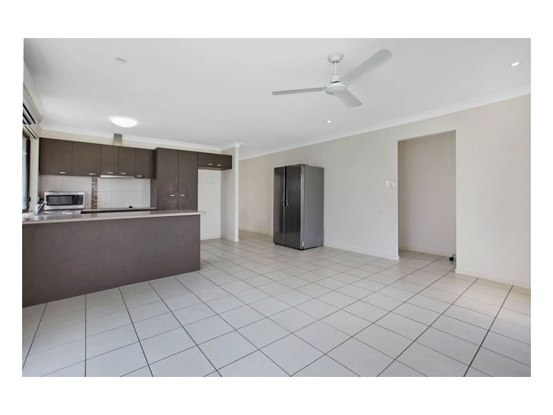 28 Magellan Cir, Urraween QLD 4655