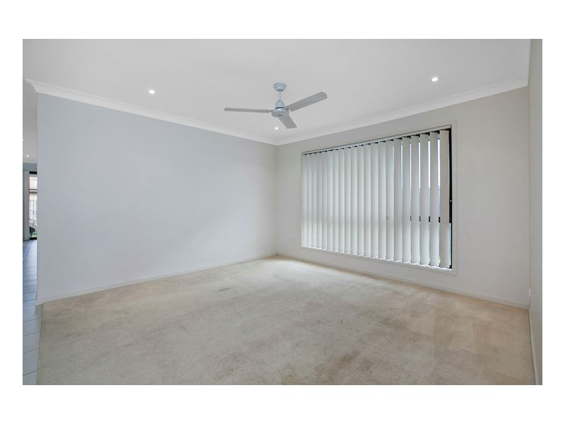 28 Magellan Cir, Urraween QLD 4655