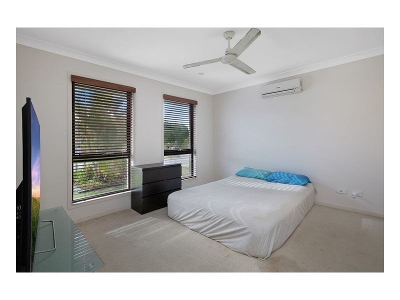 28 Magellan Cir, Urraween QLD 4655