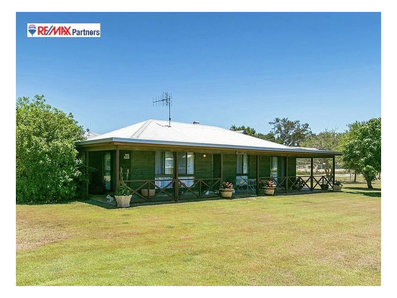 39 Smith Road, Howard QLD 4659