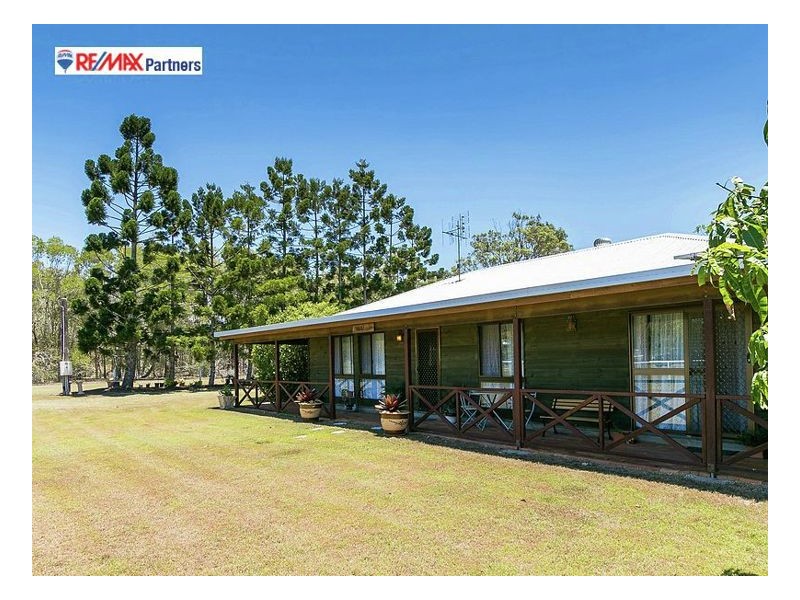 39 Smith Road, Howard QLD 4659