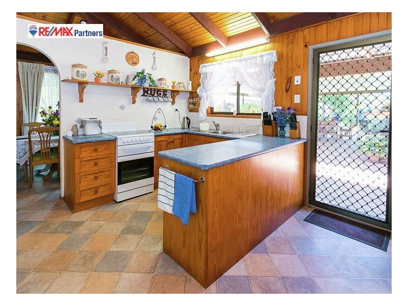 39 Smith Road, Howard QLD 4659