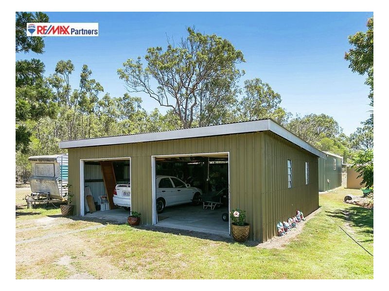 39 Smith Road, Howard QLD 4659