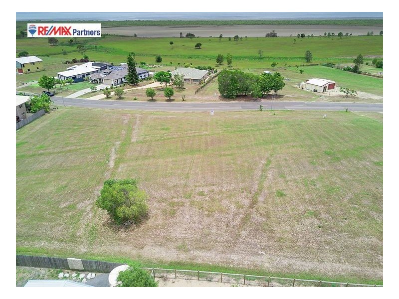 138-140 Cove Boulevard, River Heads QLD 4655