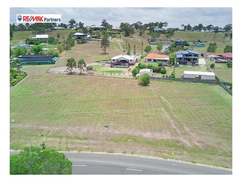 138-140 Cove Boulevard, River Heads QLD 4655