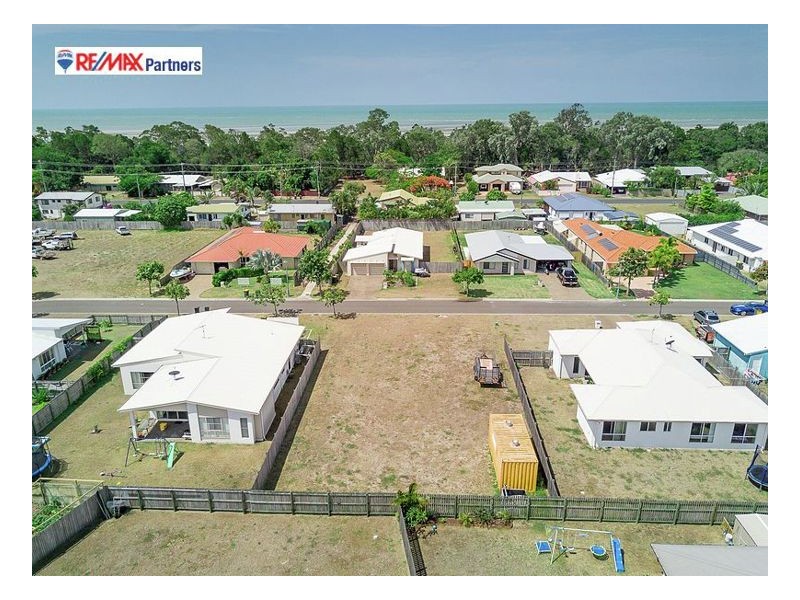 9 Seaway Parade, Toogoom QLD 4655