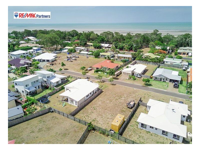 9 Seaway Parade, Toogoom QLD 4655