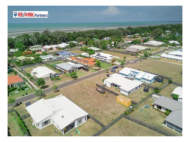9 Seaway Parade, Toogoom QLD 4655