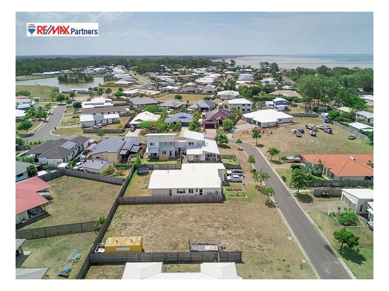 9 Seaway Parade, Toogoom QLD 4655