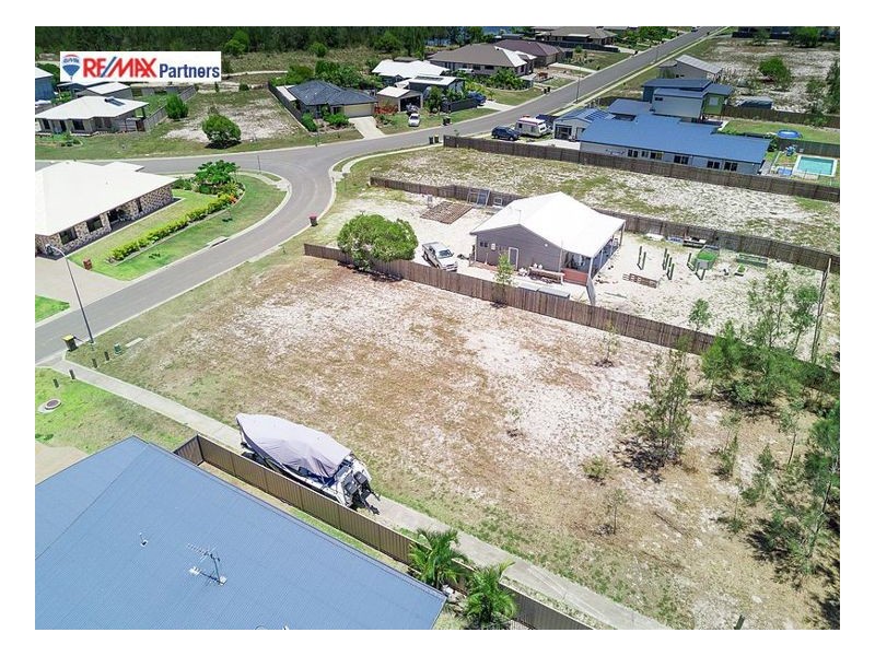 6 Eds Place, Burrum Heads QLD 4659