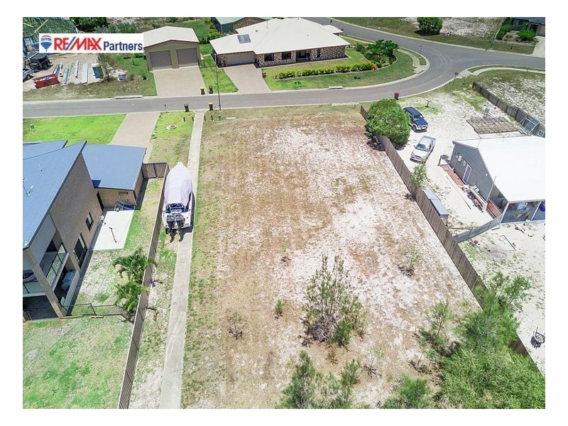 6 Eds Place, Burrum Heads QLD 4659