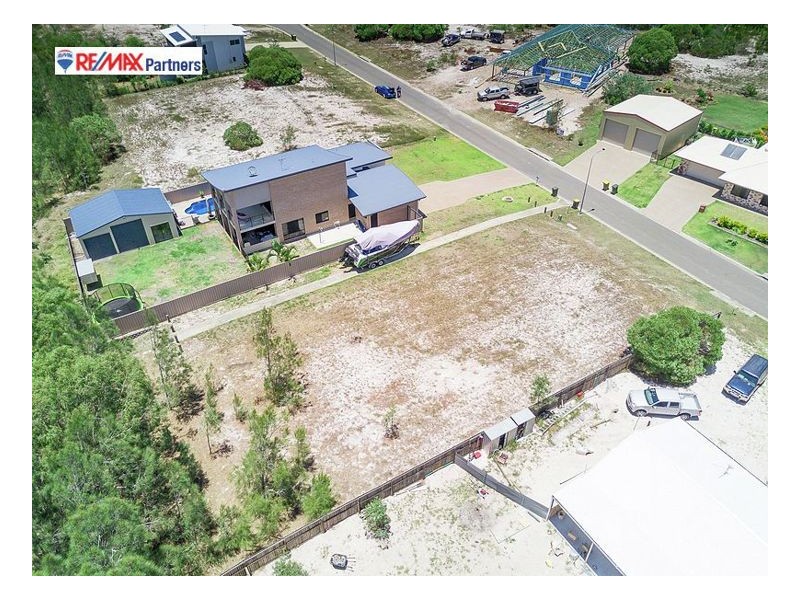 6 Eds Place, Burrum Heads QLD 4659