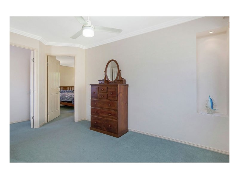 15/33 Elizabeth Street, Urangan QLD 4655