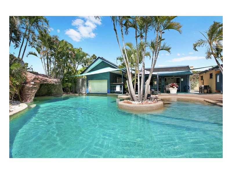 15/33 Elizabeth Street, Urangan QLD 4655