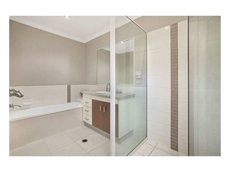 4/63-65 McLiver Street, Kawungan QLD 4655