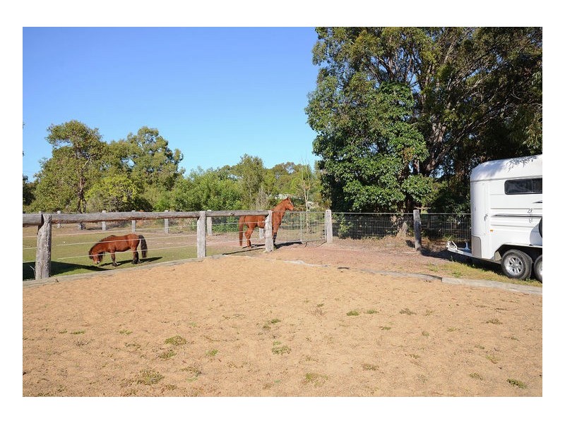 91 Oslove Drive, Booral QLD 4655