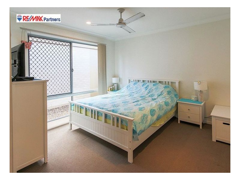 7 Lawson Road, Urraween QLD 4655