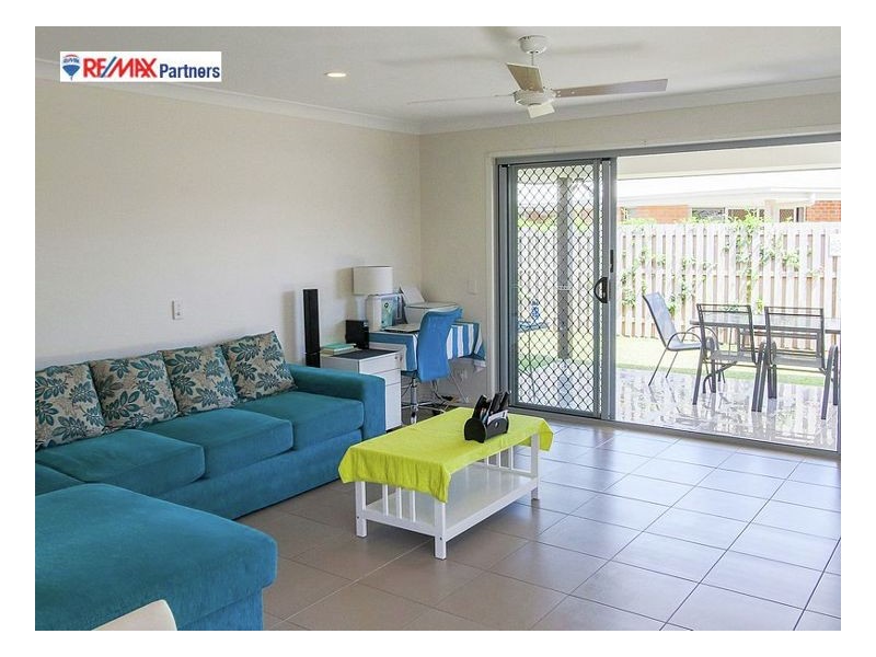 7 Lawson Road, Urraween QLD 4655